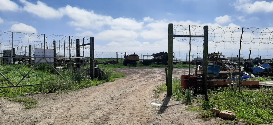 Commercial Property for Sale in Geelhoutboom AH Western Cape